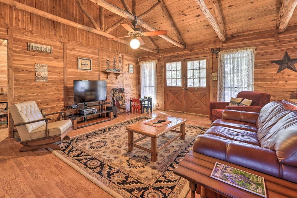 2 Canyon Lake Cabins - 3BR Total - on 2.7 Acres!